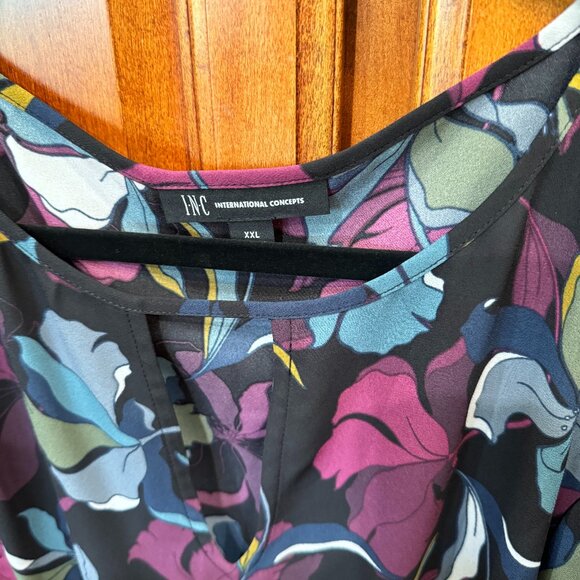 Women's Multi Color Floral Blouse in XXL - Picture 1 of 3